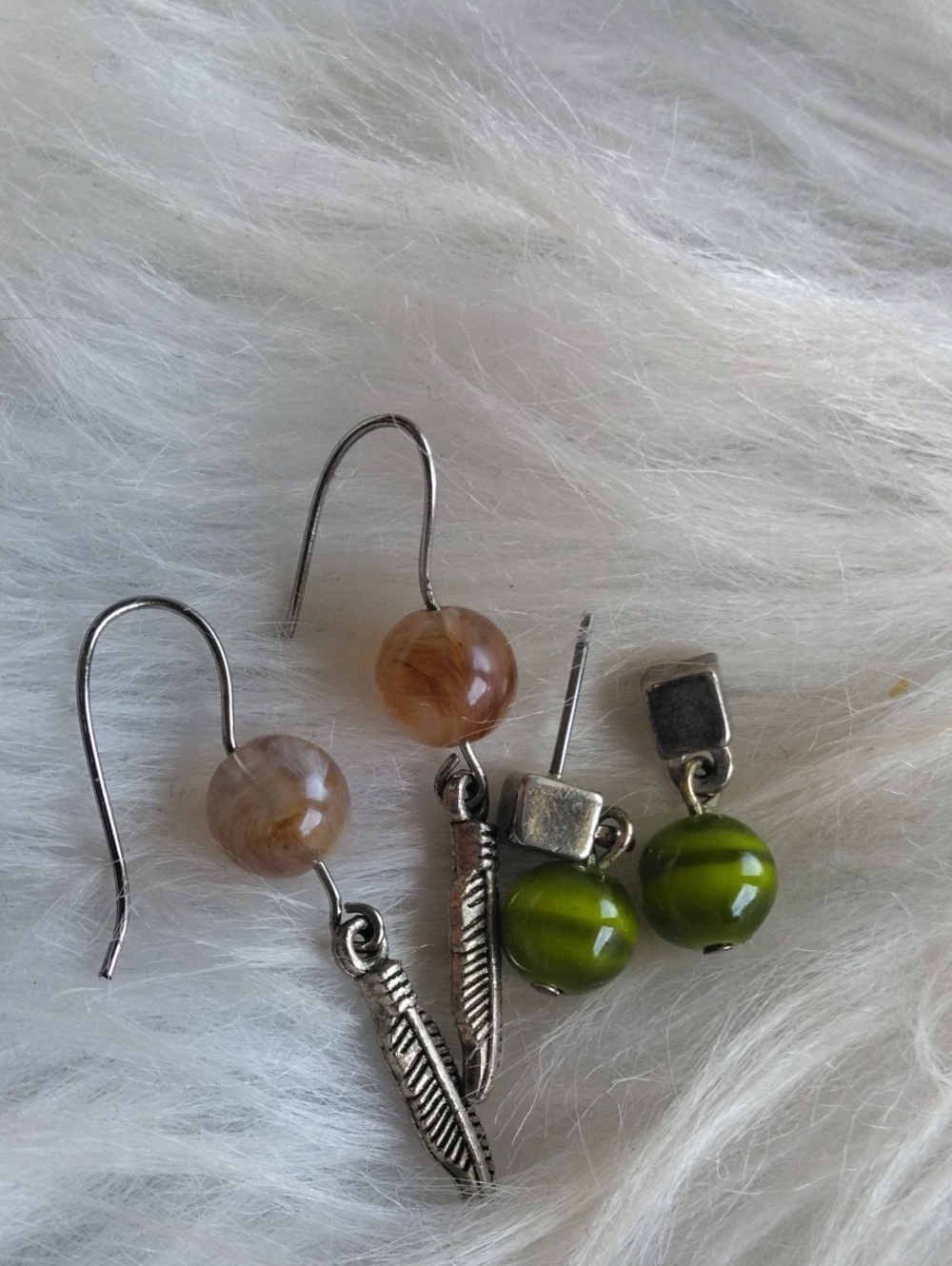 Set Of 2 Fashion Earrings Faux Stone